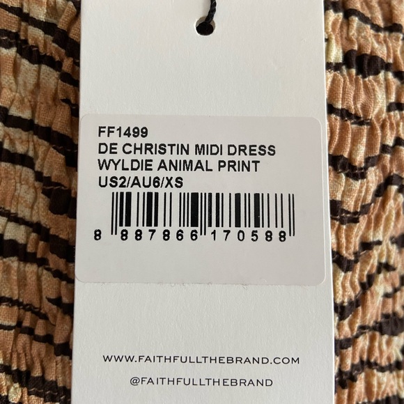 Faithful the Brand 100% linen midi dress - Picture 6 of 8